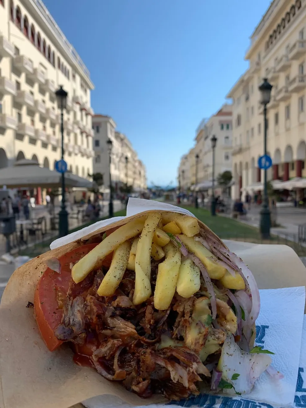 Threftari gyros — O Gyros tis Aristotelous