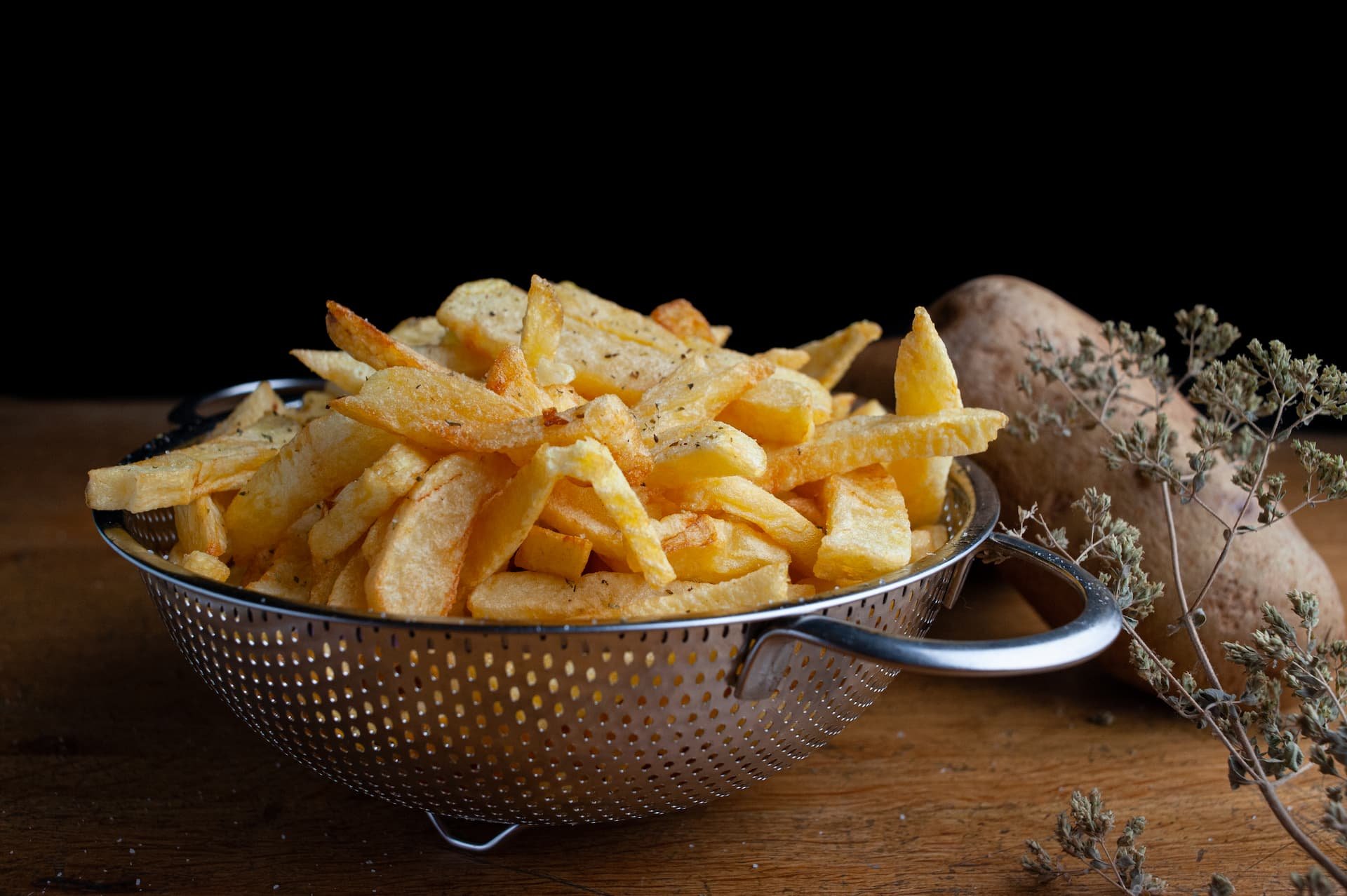 Fresh fried potatoes